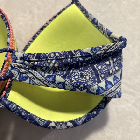 Victoria's Secret The Fabulous Padded Molded Push Up Underwire Swim Top Size 34C - Picture 7 of 13